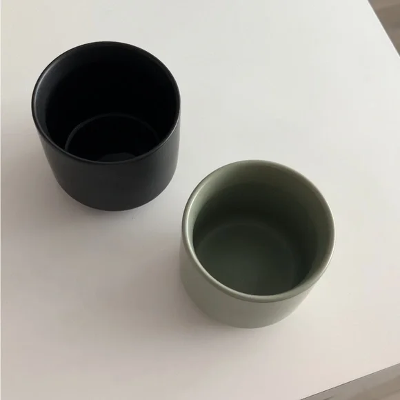 Mini Ceramic Pots - Picture 3 of 3